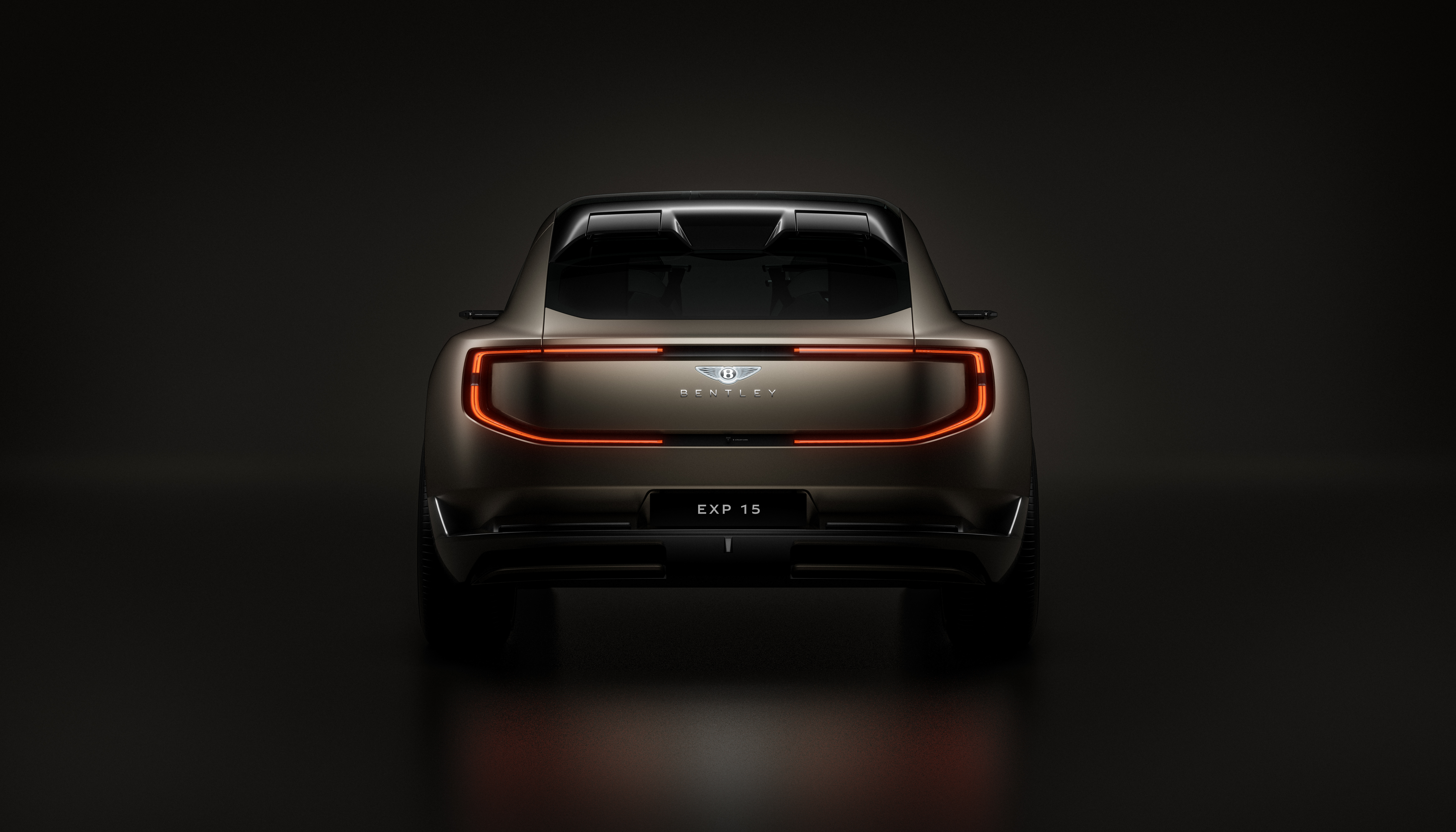 7 - EXP 15 Exterior
